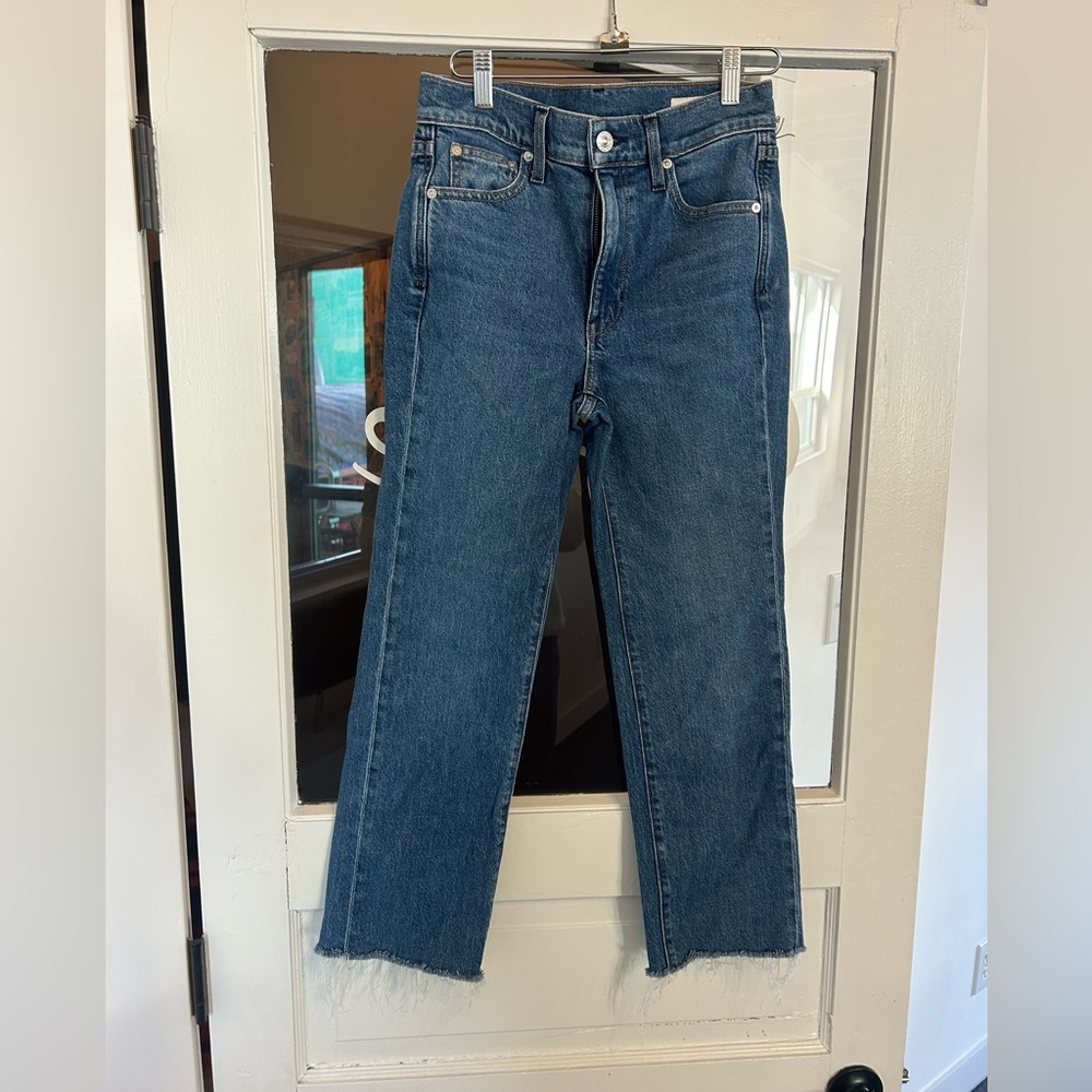 AYR Women's Jeans LaLa Jeans Size 26S with Frayed Hem